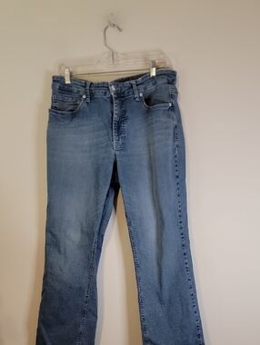 Blue Women's Straight-Leg Jeans